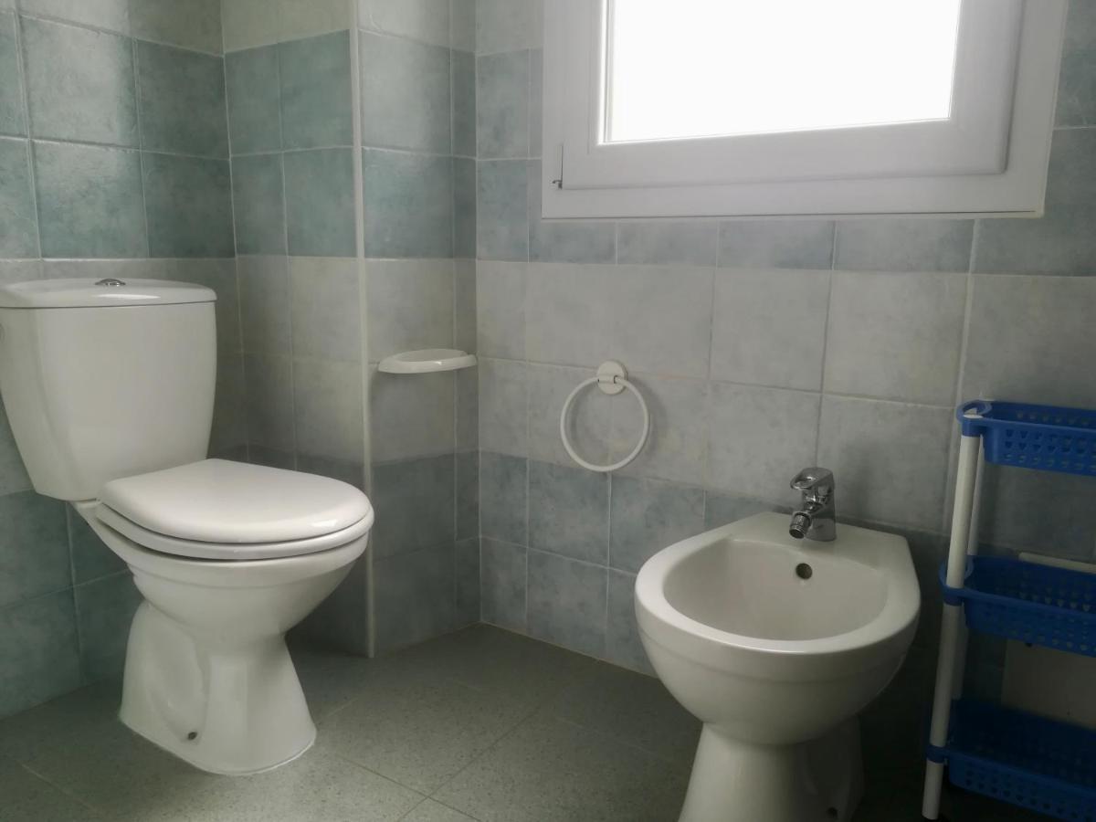 Domo Sul Porto Bed & Breakfast Стинтино Екстериор снимка
